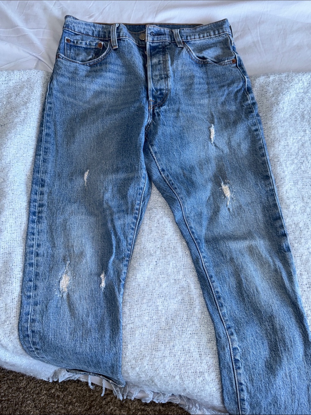 Levi's Women's Skinny Jeans in Light Blue with Distressing